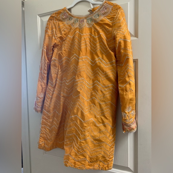 Pakistani outfit. - Picture 3 of 4